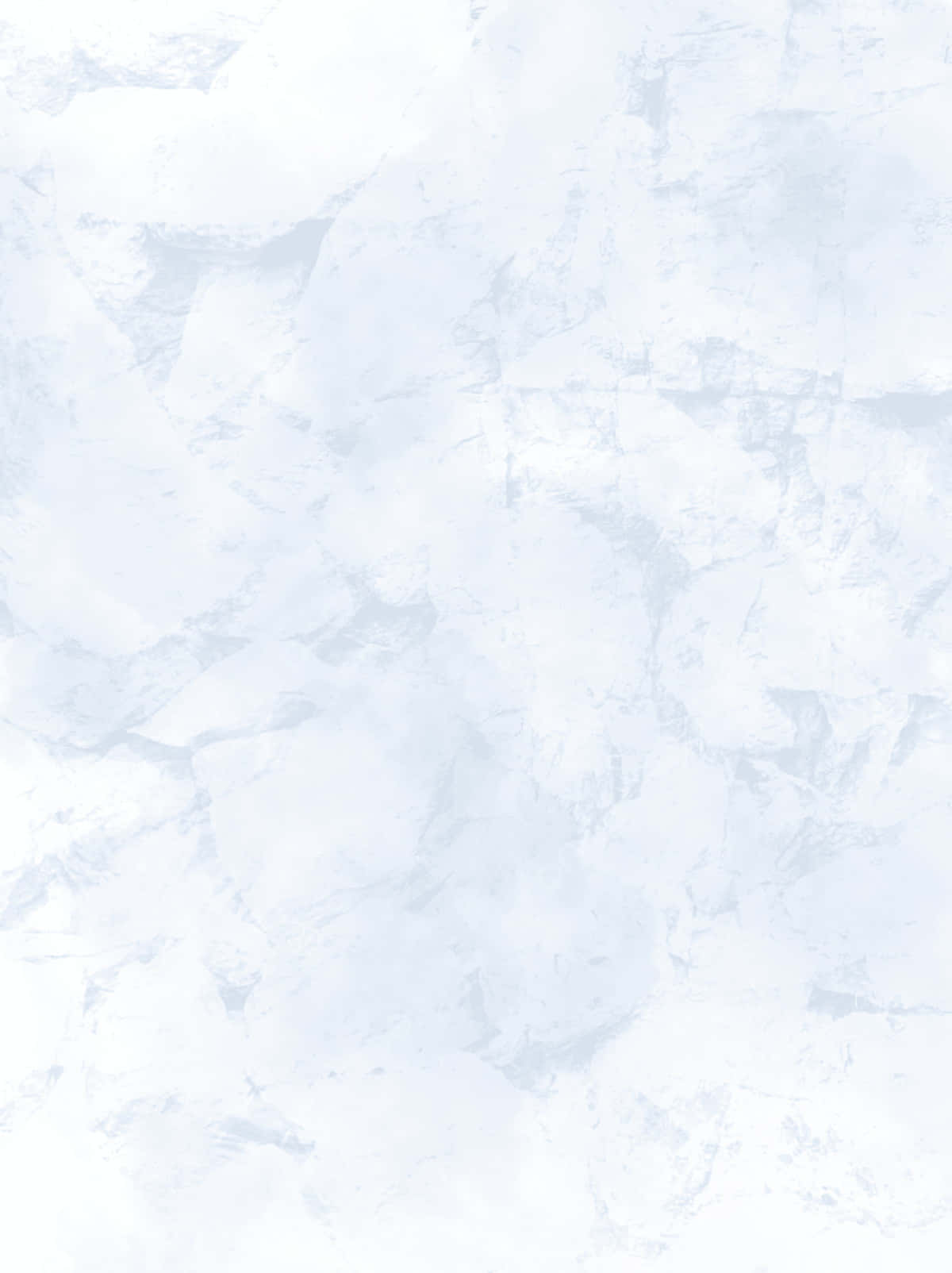 Light Blue Marble 桌布 壁紙 — 柔軟質感的壁紙，帶有層疊的白色和淡藍色抽象筆觸，營造出寧靜簡約的美感。
