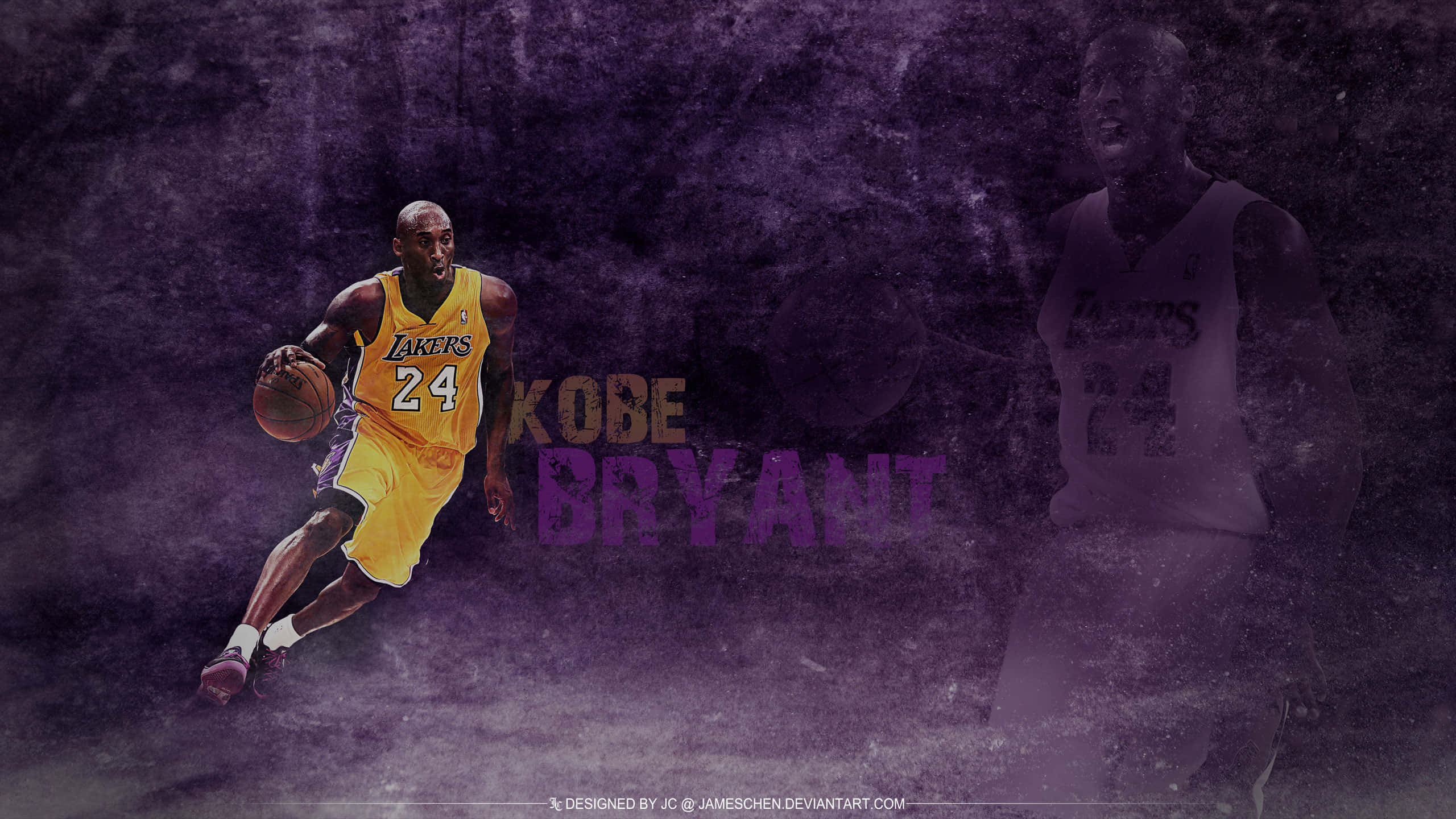 Kobe Basketball 桌布 壁紙 — 柯比·布萊恩身穿湖人球衣，在煙霧瀰漫的紫色背景下運球，他的名字以粗體文字顯示。