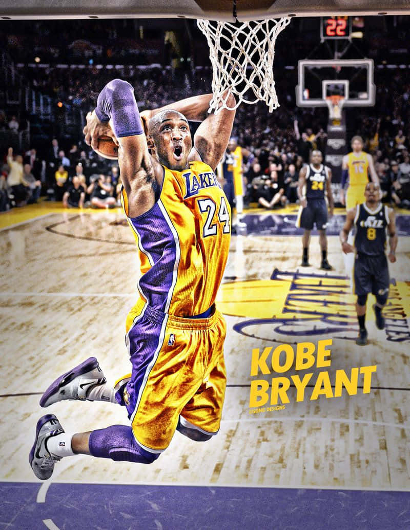 Lebron And Kobe 桌布 壁紙 — 柯比布萊恩在擠滿觀眾的球場比賽中，身穿湖人球衣，在半空中灌籃。