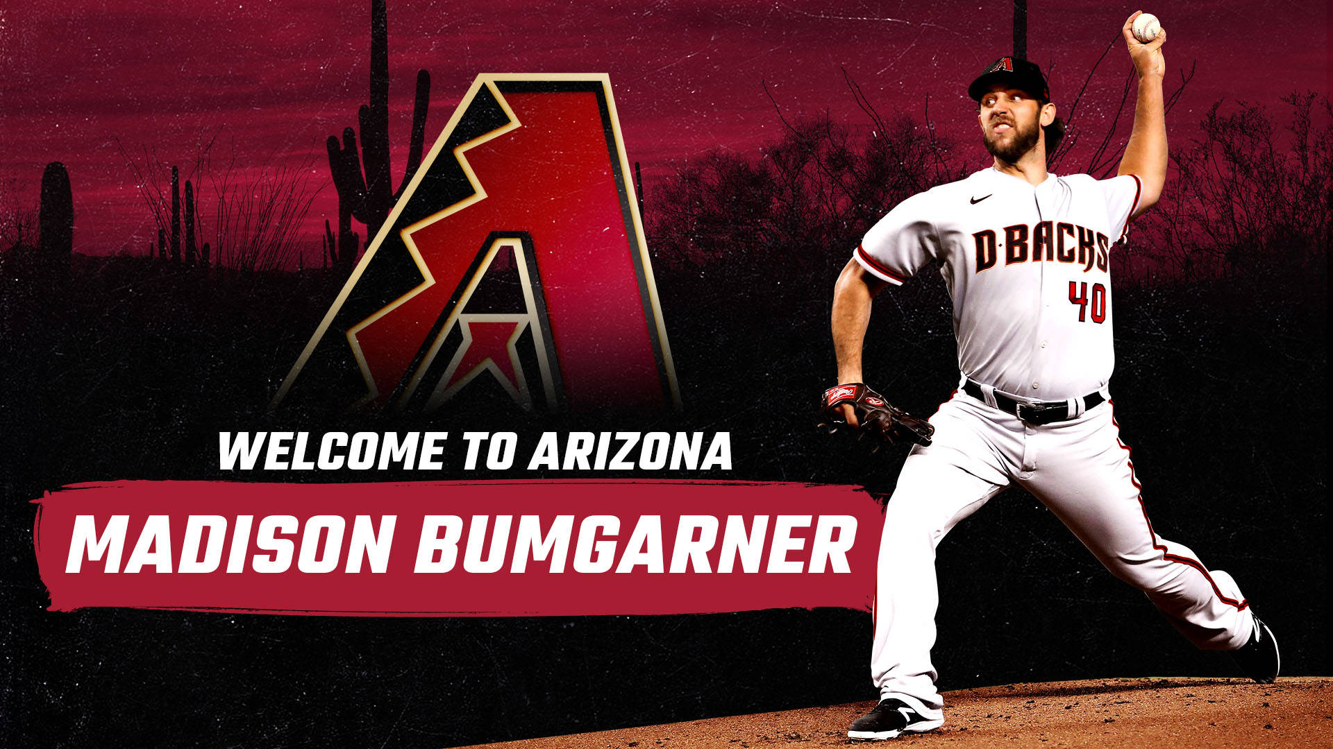 madison bumgarner 桌布 壁紙 — 棒球投手 Madison Bumgarner 身穿白色球衣，在黑暗沙漠背景下，仙人掌和球隊標誌中投球。