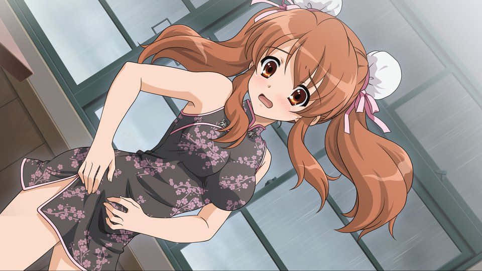 Mikuru Asahina 桌布 壁紙 — 棕色雙馬尾、穿著櫻花裙的動漫女孩在現代房間裡俏皮地靠著。