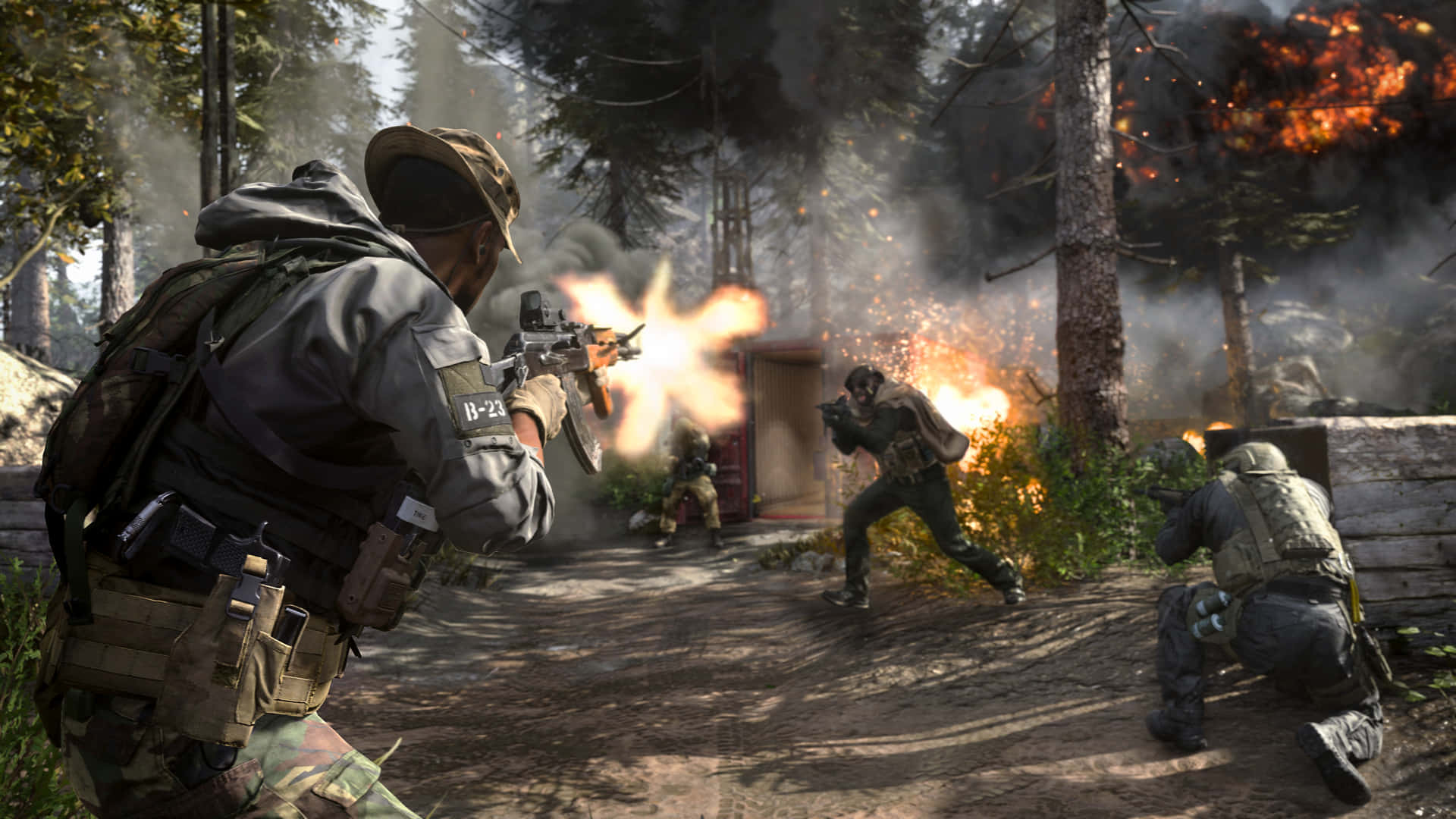Call Of Duty Ps4 桌布 壁紙 — 森林中的士兵進行激烈的槍戰，周圍爆炸和煙霧翻騰。