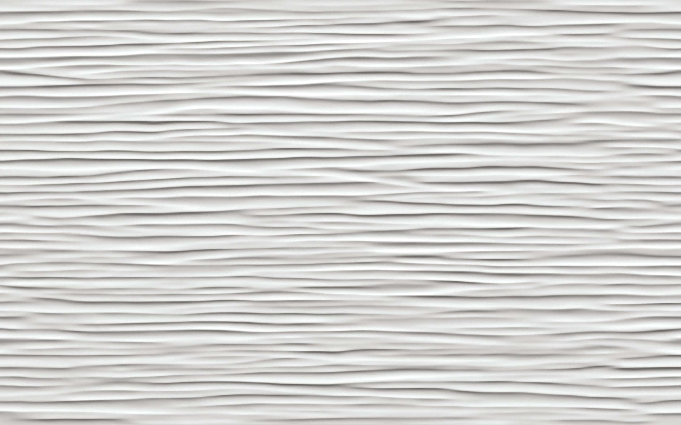 Wavy Lines 桌布 壁紙 — 極簡白色紋理表面，帶有柔軟波浪狀水平脊線，營造出觸覺抽象圖案。