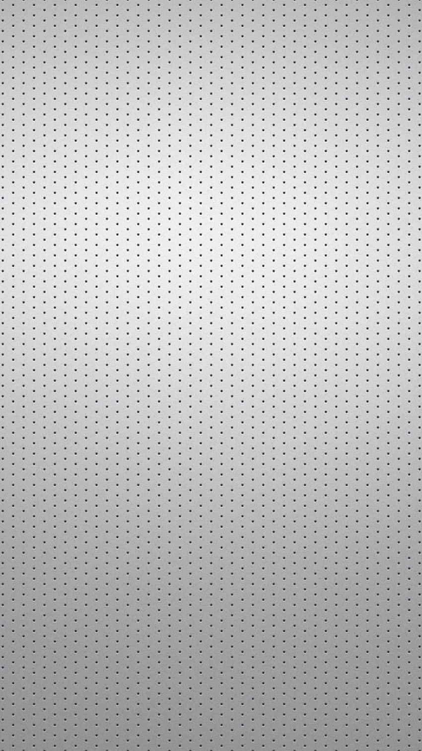 Silver Aesthetic iPhone 桌布 壁紙 — 極簡金屬表面，帶有微妙漸層和均勻分佈的穿孔。