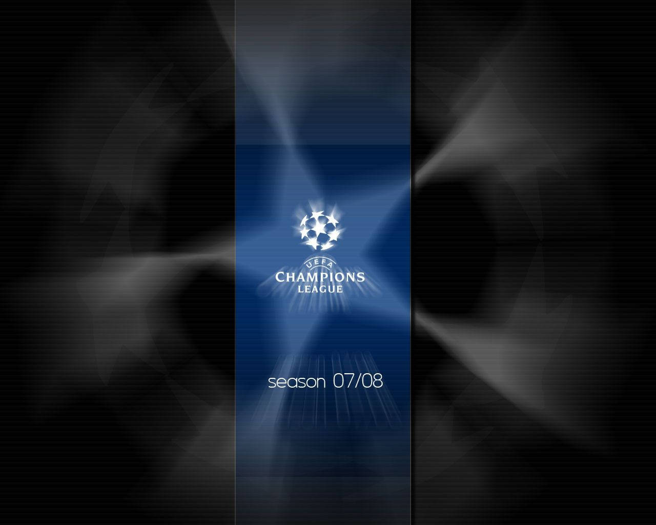 Champions League 桌布 壁紙 — 歐冠聯賽標誌在抽象深灰色和黑色漩渦背景中散發藍色光芒，並帶有07/08賽季文字。