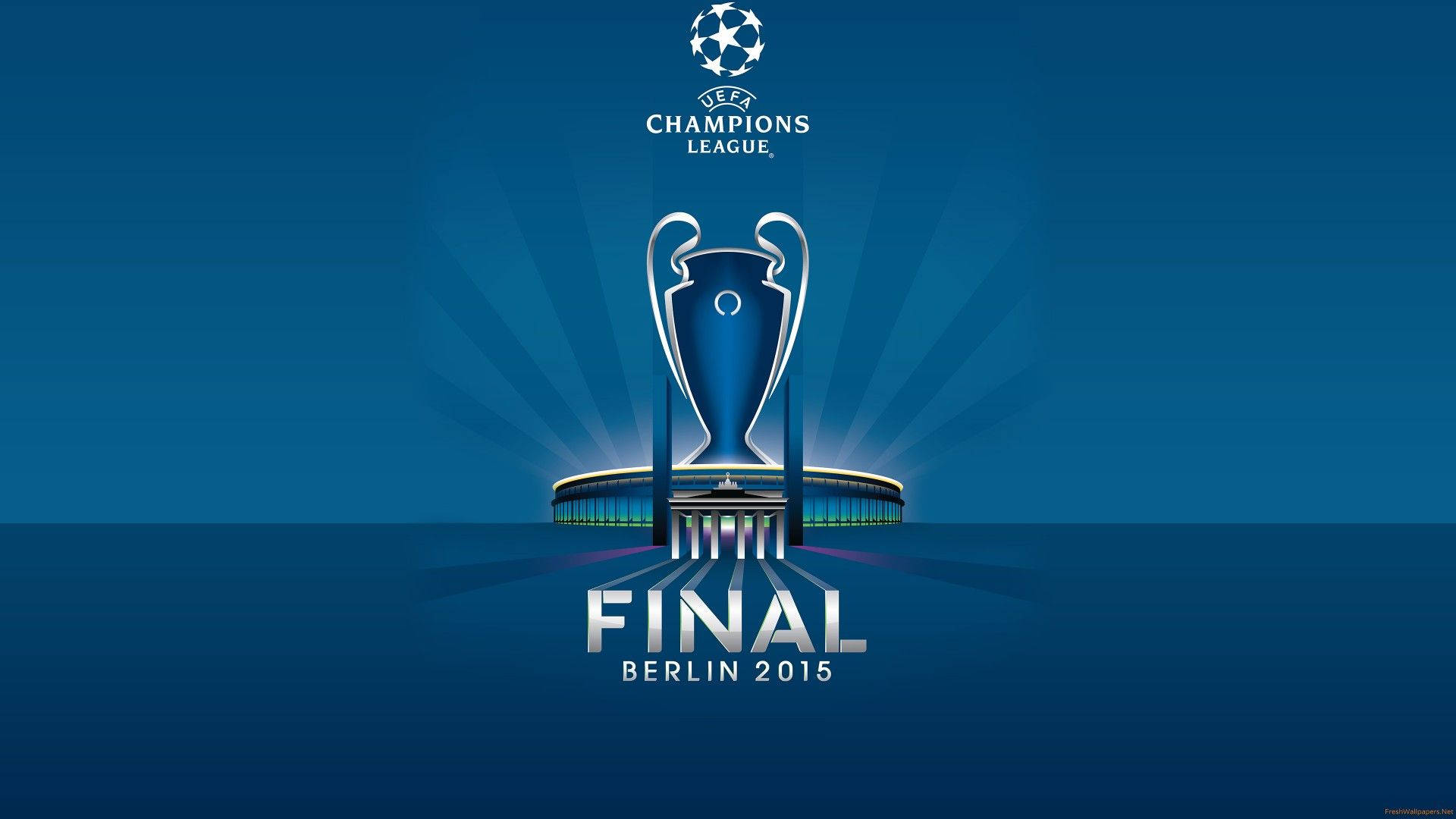 Champions League 桌布 壁紙 — 歐冠聯賽獎盃在深藍色漸變背景的球場上方散發著耀眼的光芒。
