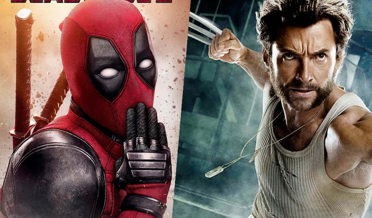 Deadpool And Wolverine 桌布 壁紙 — 死侍身穿紅色戰衣，手掩嘴巴，站在金鋼狼旁邊，金鋼狼伸出利爪，擺出粗獷的動作姿勢。