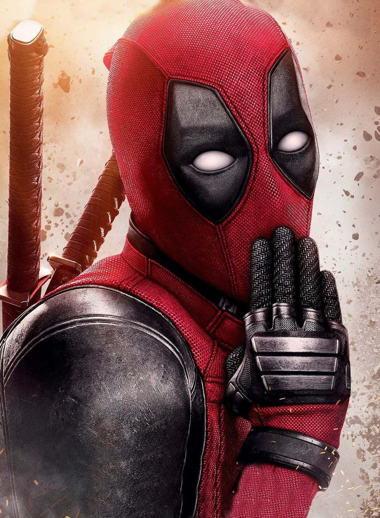 Deadpool Mask 桌布 壁紙 — 死侍身穿紅黑戰衣，背負兩把劍，手掩嘴巴，背景粗糙有紋理。
