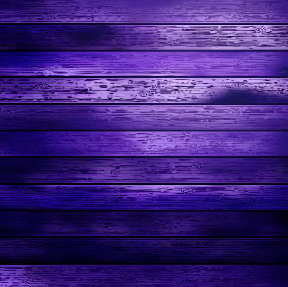 Purple Texture 桌布 壁紙 — 水平木板呈現漸變紫色調，帶有細微木紋紋理和柔和光線。