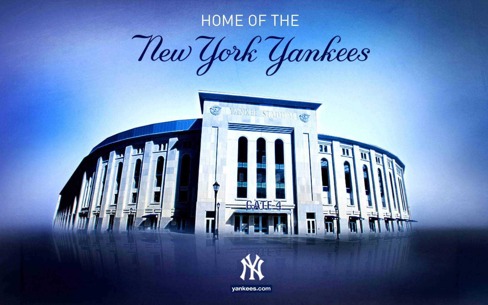 New 桌布 壁紙 — 洋基球場的戲劇性藍色調景觀，帶有「HOME OF THE New York Yankees」文字和4號入口。
