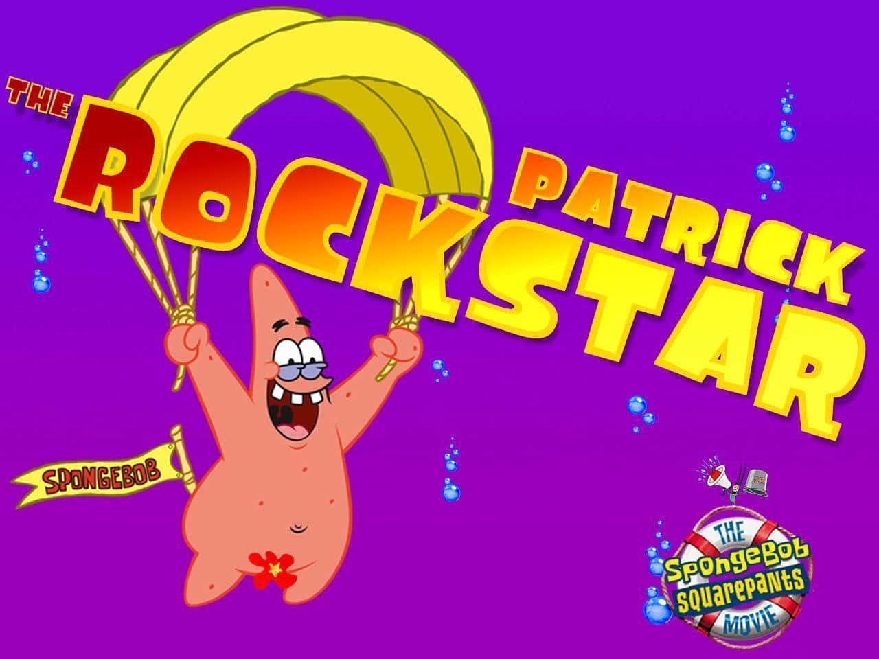 Spongebob Face 桌布 壁紙 — 派大星在充滿活力的紫色背景上快樂地跳傘，並以粗體黃色文字宣告「The Rockstar」和「海綿寶寶電影」標誌。