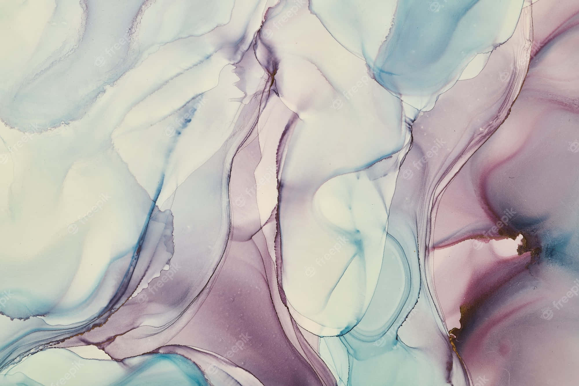 Violet 桌布 壁紙 — 流體壓克力顏料以柔和藍色、薰衣草色和白色旋轉成有機抽象圖案。