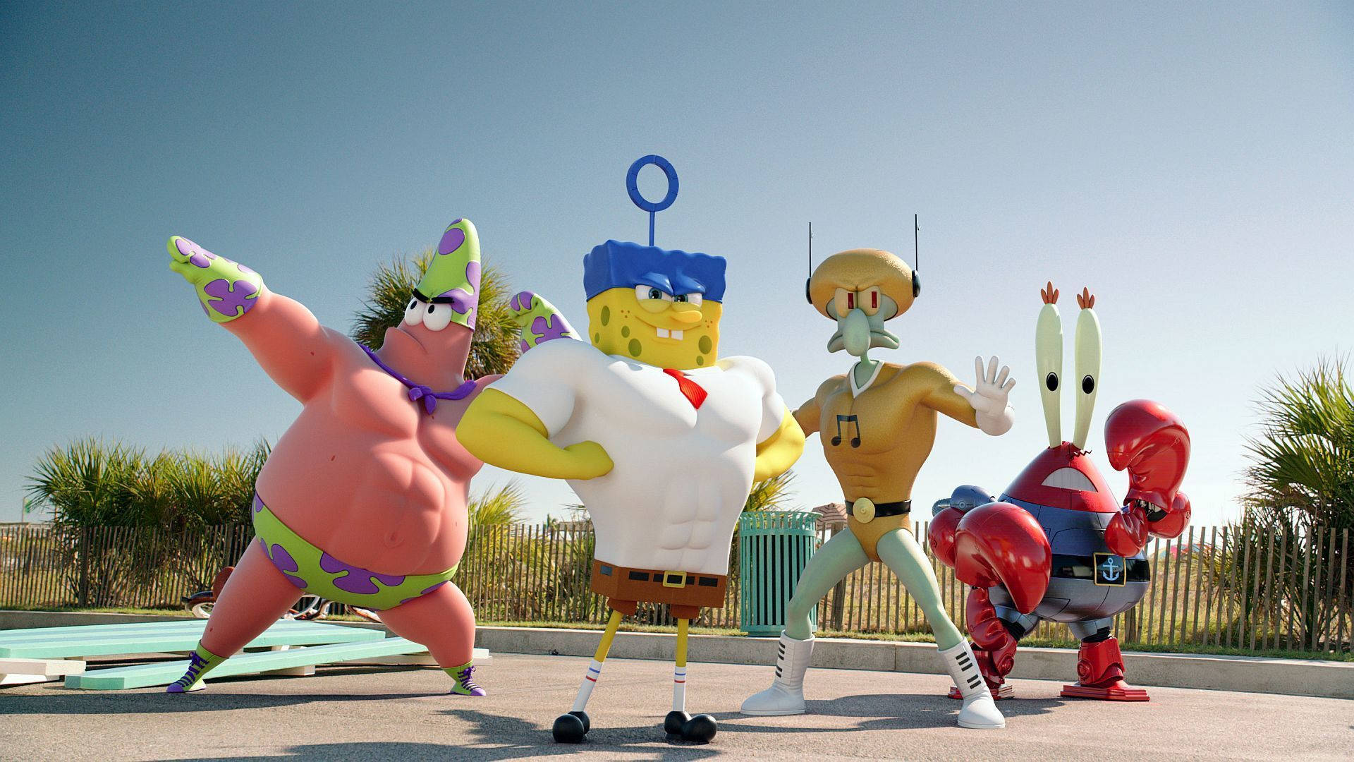 Funny Spongebob 桌布 壁紙 — 海綿寶寶、派大星、章魚哥和蟹老闆的雕像在棕櫚樹旁晴朗的藍天下動態擺姿勢。