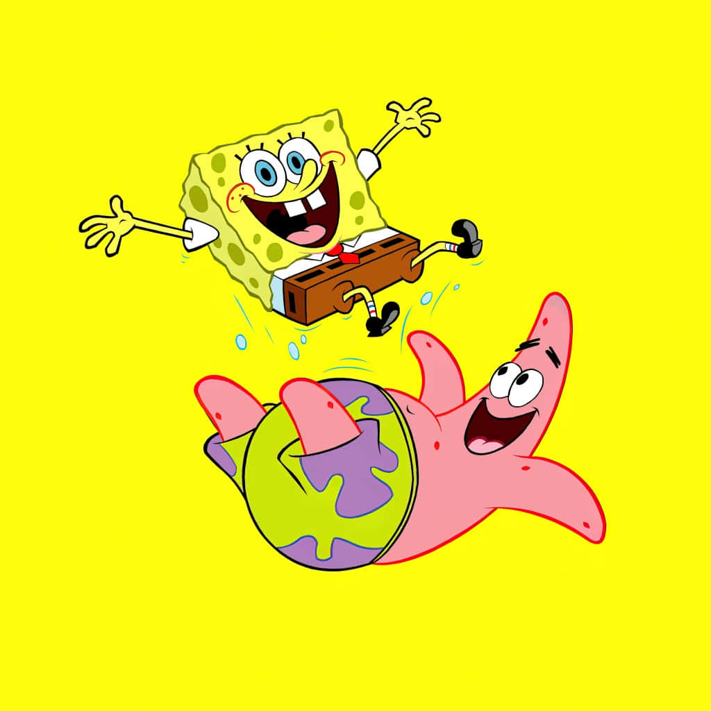 Aesthetic Spongebob 桌布 壁紙 — 海綿寶寶和派大星在明亮的黃色空間中歡快地跳躍，充滿卡通能量和燦爛的笑容。