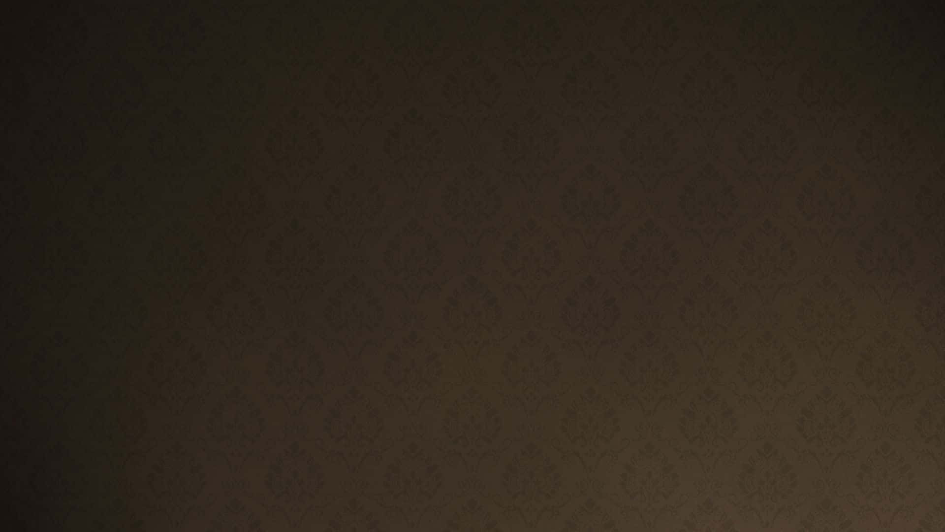 Dark Brown 桌布 壁紙 — 深棕色壁紙，在昏暗光線下帶有微妙的重複大馬士革圖案。