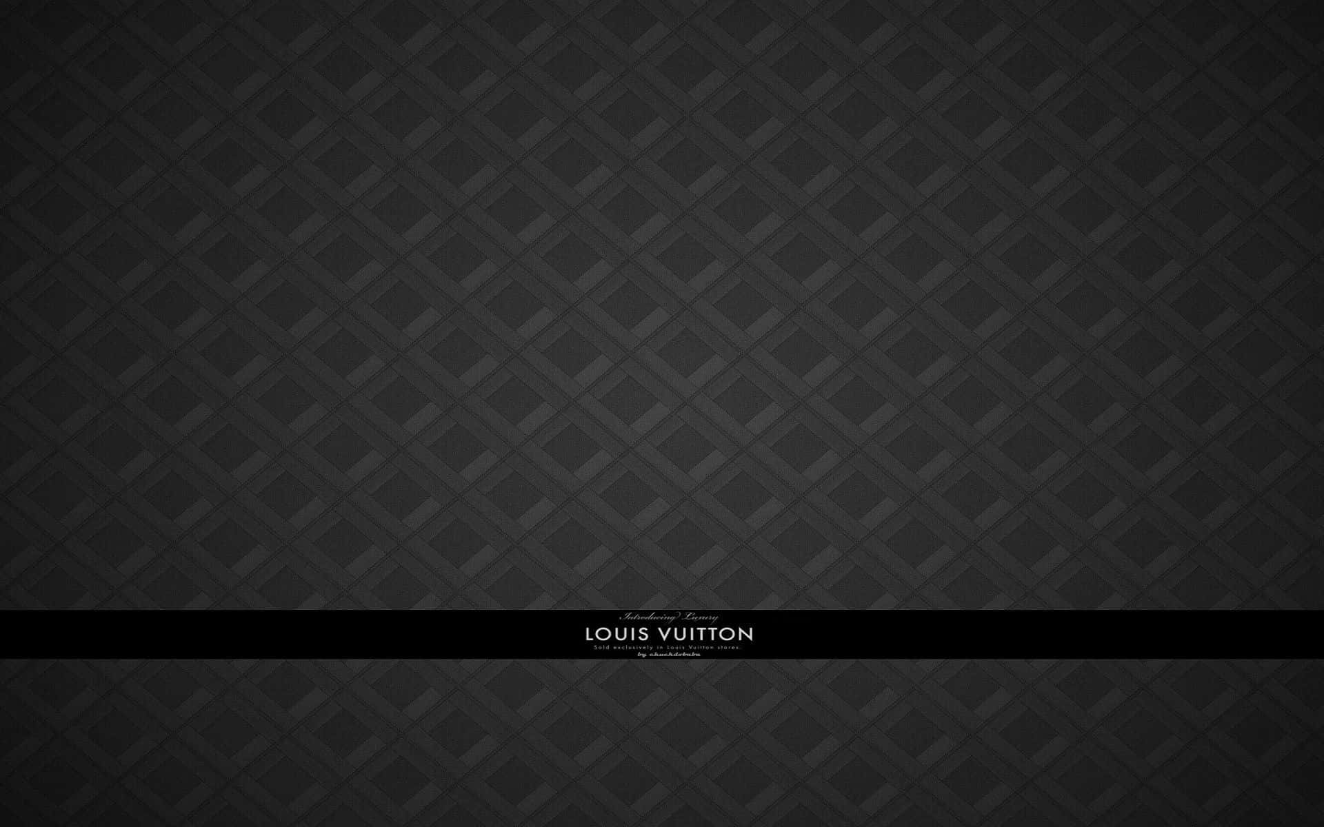 Louis Vuitton 4K 桌布 壁紙 — 深灰色壁紙，帶有微妙的菱形網格圖案和顯示路易威登標誌的黑色條。