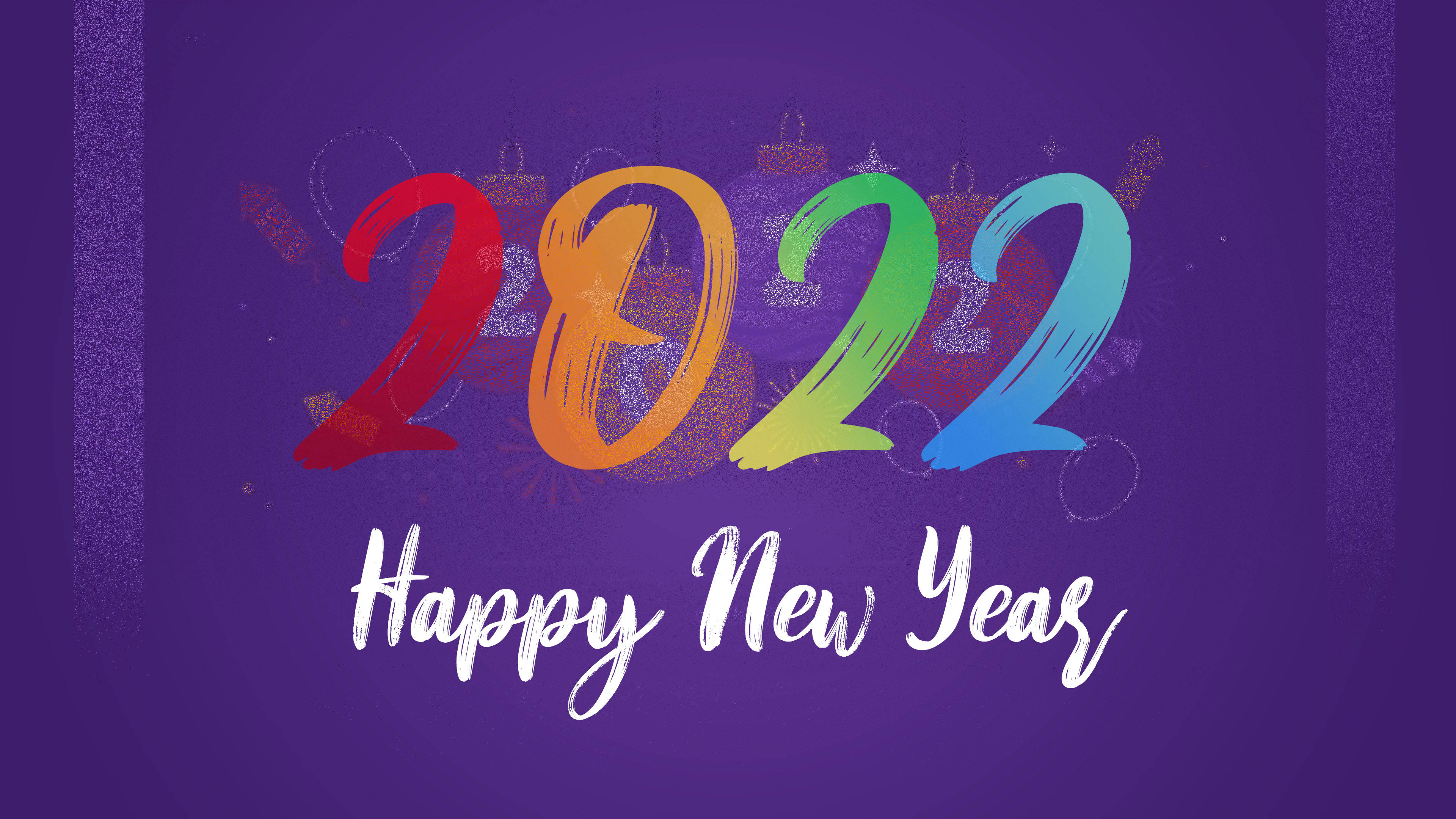 Happy New Year 2022 桌布 壁紙 — 深紫色背景上帶有白色草書「Happy New Year」的鮮豔彩虹色2022文字，並帶有微妙的節日裝飾。