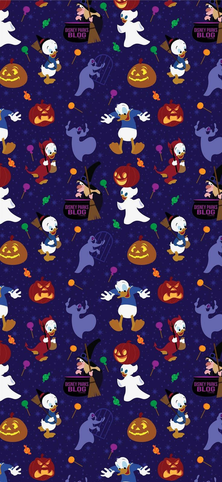 Disney Halloween 桌布 壁紙 — 深紫色萬聖節桌布，重複出現唐老鴨穿著恐怖服裝，配有南瓜、鬼魂和女巫。