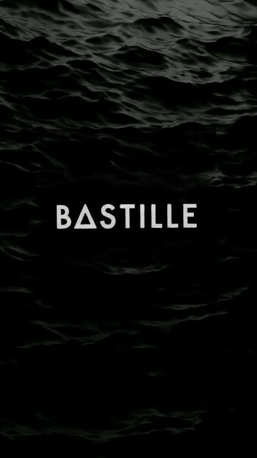 Bastille 桌布 壁紙 — 深色漣漪水面上，白色文字「BASTILLE」居中顯示在黑色背景上。