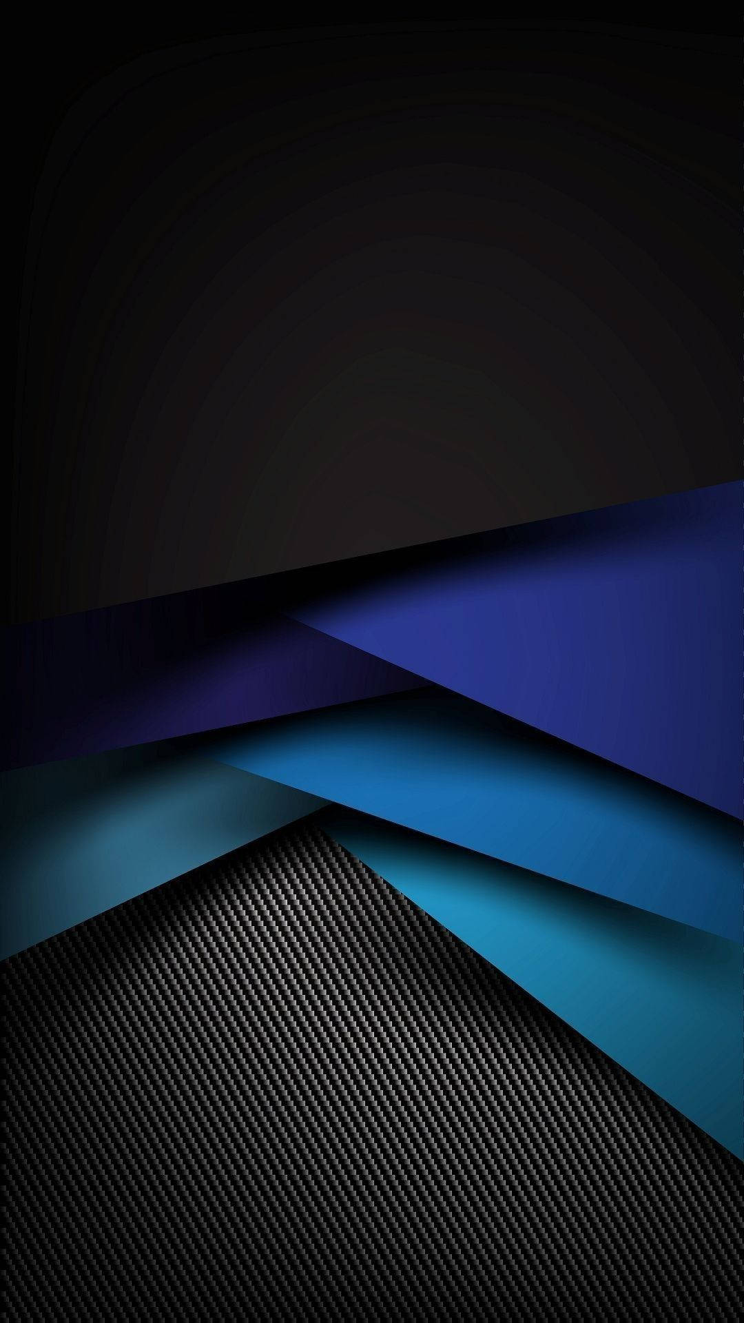 Simple Geometric Phone 桌布 壁紙 — 深藍色和黑色碳纖維的抽象幾何層次，營造出時尚現代的數位背景。