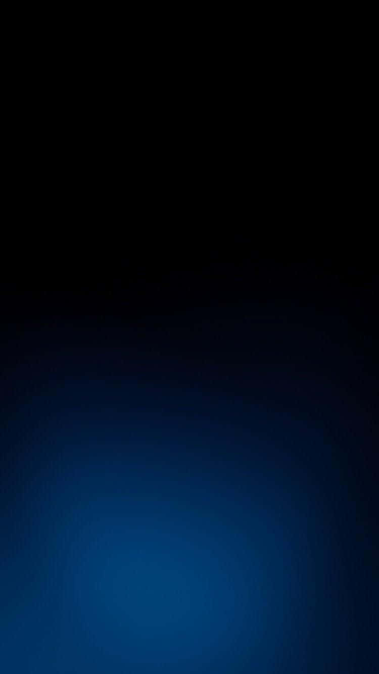 LED 桌布 壁紙 — 深藍色漸變從明亮的中心向黑色背景輻射。