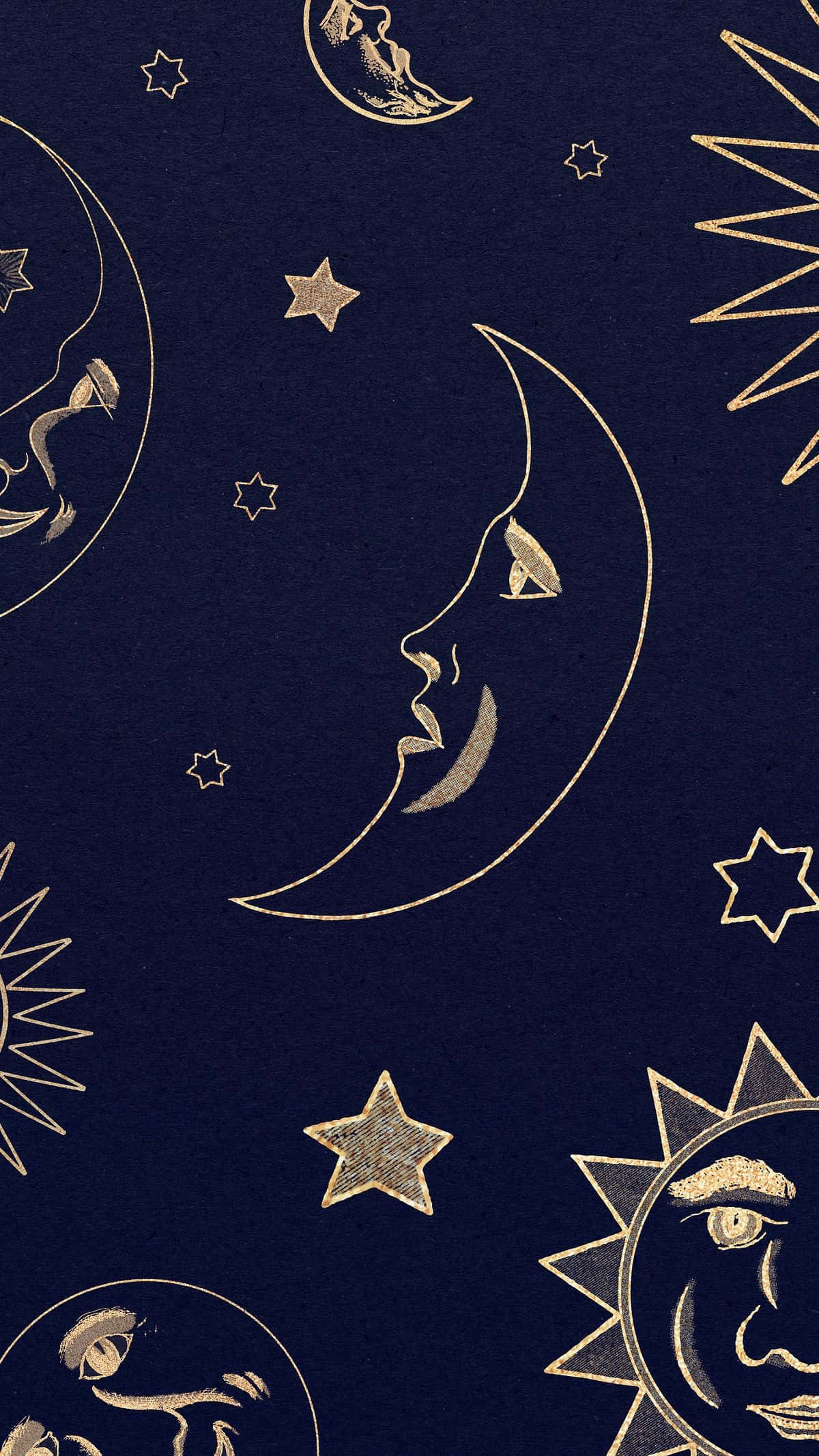 Celestial 桌布 壁紙 — 深藍色紋理背景上帶有金色太陽、月亮和星星的天體壁紙。
