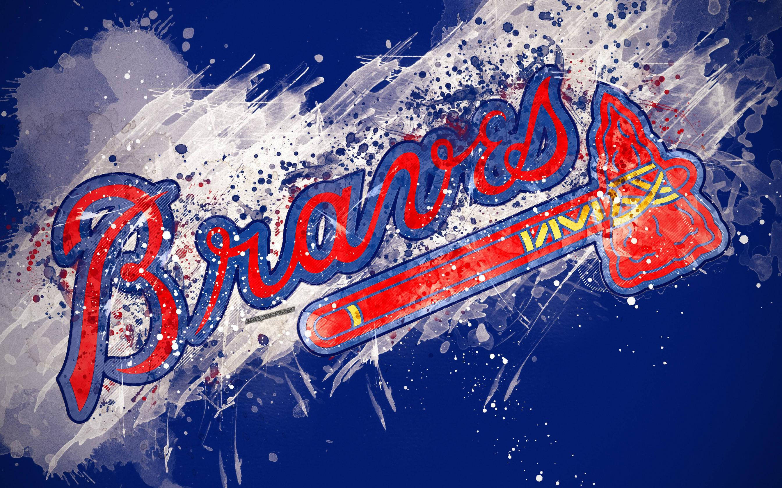 Braves 桌布 壁紙 — 深藍色背景上，帶有棒球棒和動態白色油漆飛濺的醒目紅色Braves標誌。