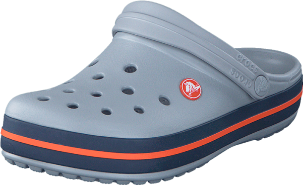 Crocs 桌布 壁紙 — 淺灰色Crocs木屐，帶有橙色和海軍藍色點綴，以及紅色標誌，背景為黑色。