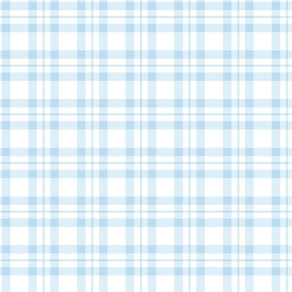 Plaid 桌布 壁紙 — 無縫淺藍色和白色格子圖案，帶有清晰的交叉線條。