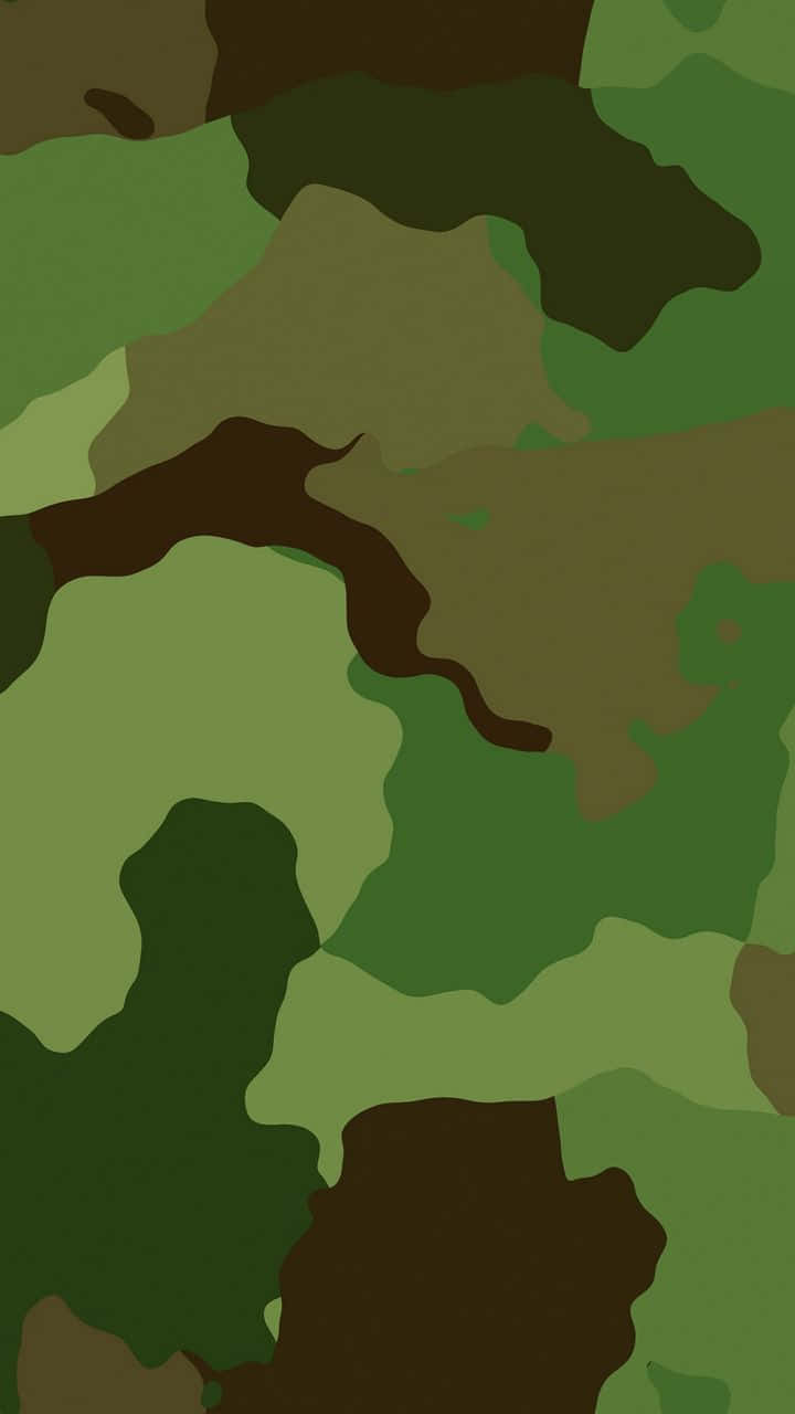 Green Camo 桌布 壁紙 — 無縫軍事迷彩圖案，帶有不規則的綠色、棕色和深橄欖色斑塊。