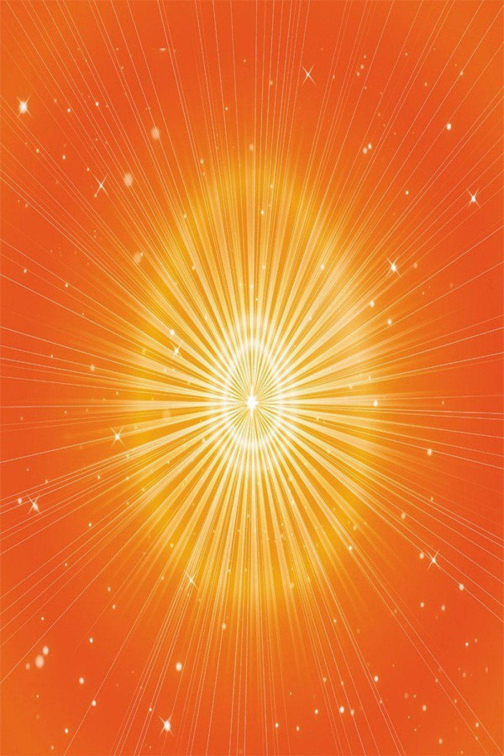 Shiv Baba 桌布 壁紙 — 燦爛的太陽爆發，金色光芒四射，在點綴著閃爍星星的火橙色天空中爆炸。