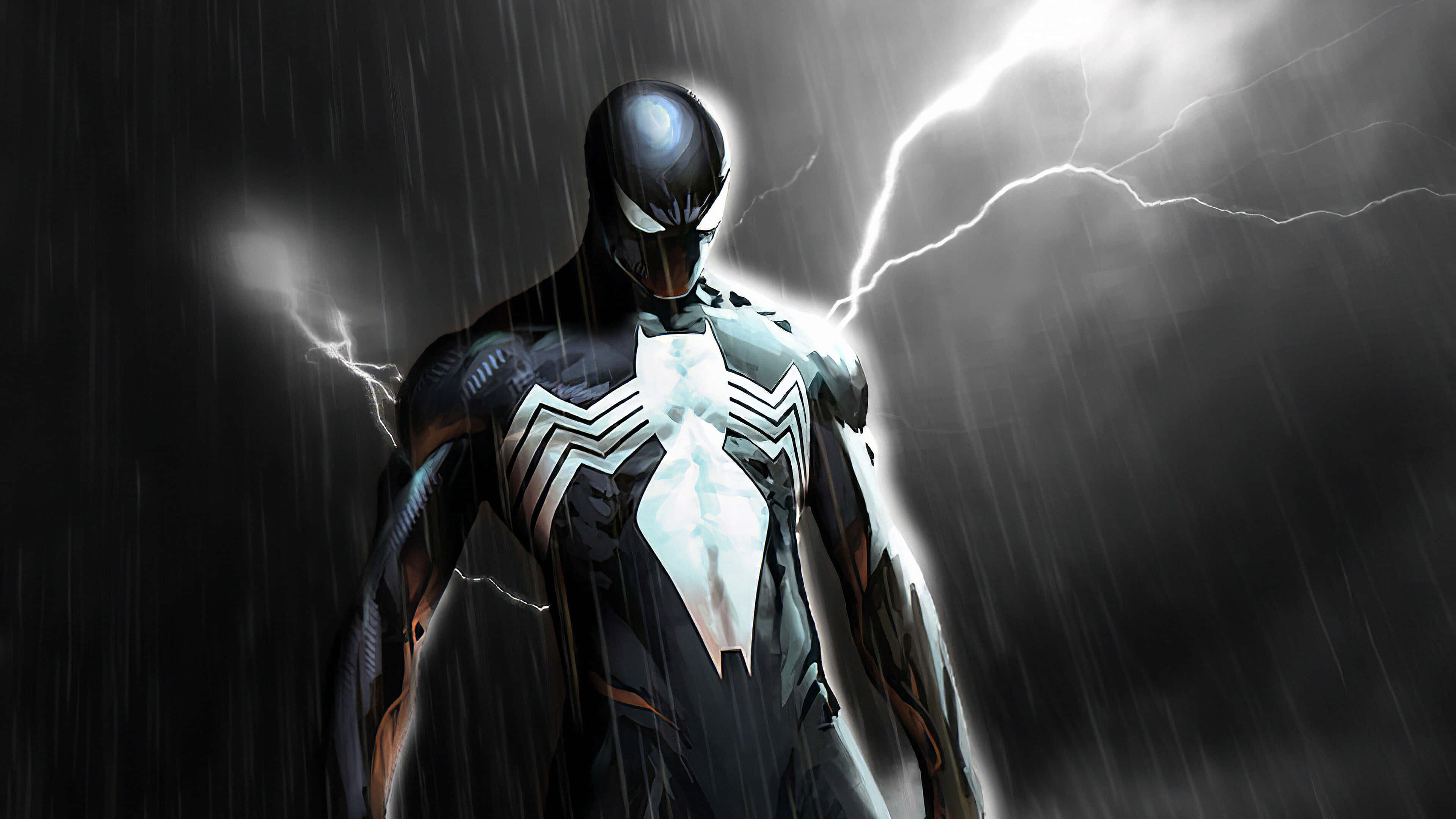 Symbiote 桌布 壁紙 — 猛毒在暴風雨中挑釁地站立，閃電在他共生體戰衣周圍劈啪作響，背景是黑暗的雨夜。