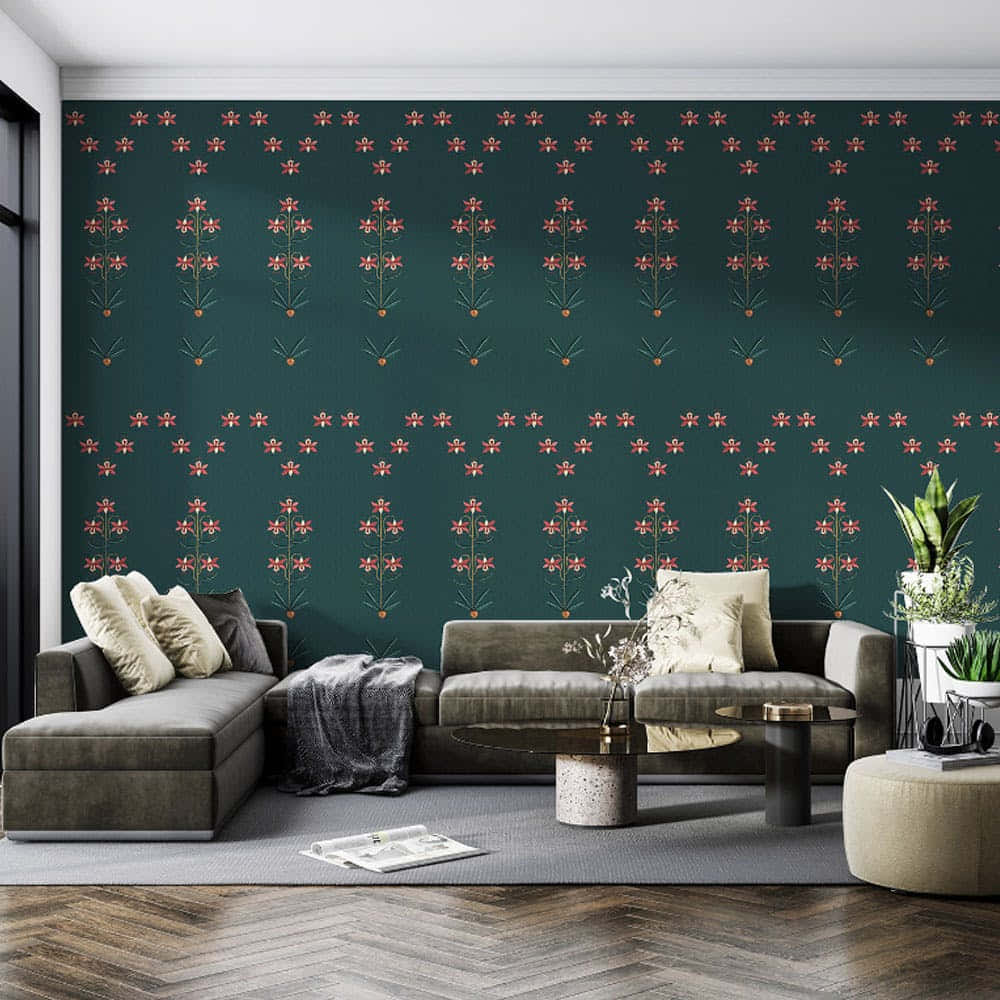 Living Room 桌布 壁紙 — 現代客廳採用深綠色壁紙，帶有重複的紅色花卉圖案，後面是一張灰色組合沙發。