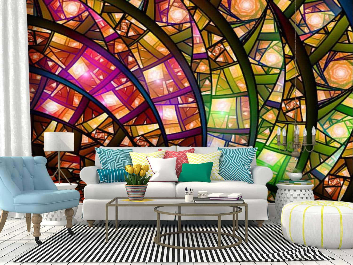 Stained Glass 桌布 壁紙 — 現代客廳設有白色沙發和藍色椅子，前面是色彩鮮豔的彩繪玻璃壁畫，帶有旋轉拱門和溫暖發光的色彩。