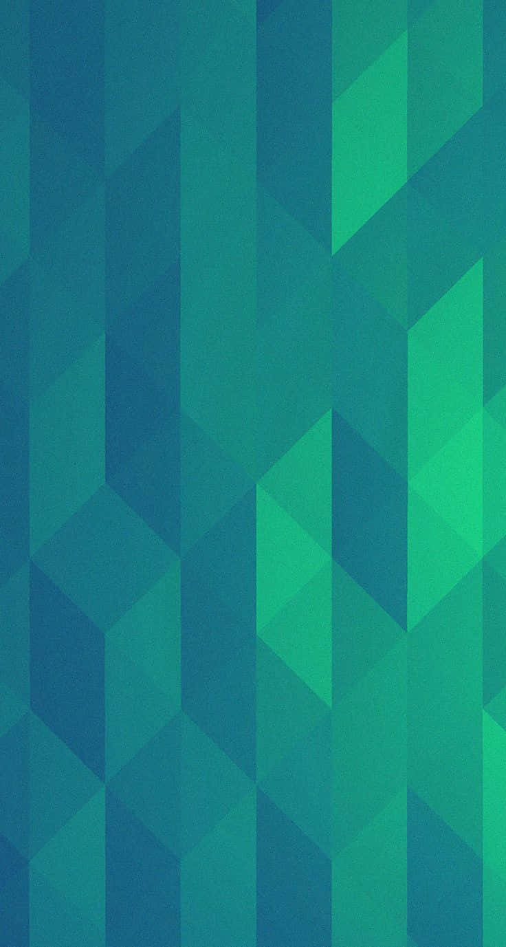 Green Geometric 桌布 壁紙 — 現代幾何壁紙，採用垂直的青綠色和綠色多邊形條紋，營造出時尚的抽象圖案。