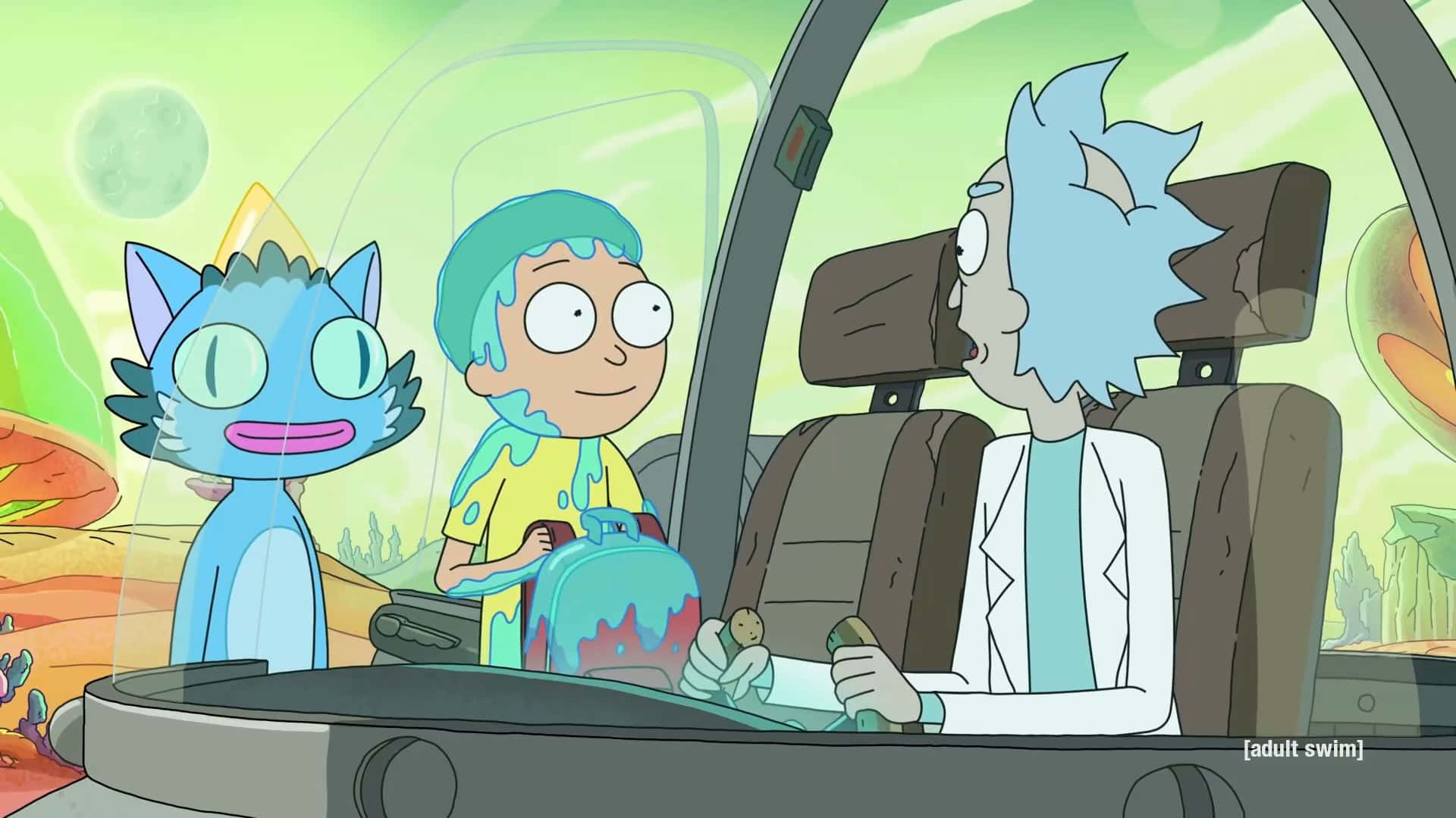 Rick And Morty 1920x1080 桌布 壁紙 — 瑞克和莫蒂坐在太空船駕駛艙內，有一隻藍色貓咪般的生物，外面外星風景閃耀。