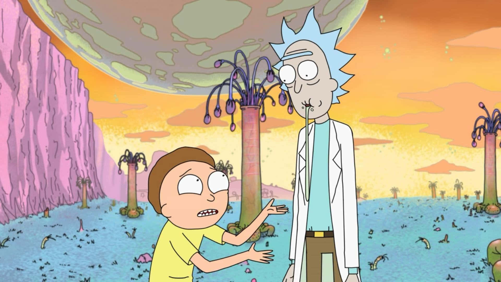 Rick And Morty Backwoods 桌布 壁紙 — 瑞克和莫蒂站在一個超現實的外星景觀中，有紫色懸崖和發光植物，天空是橙色的。