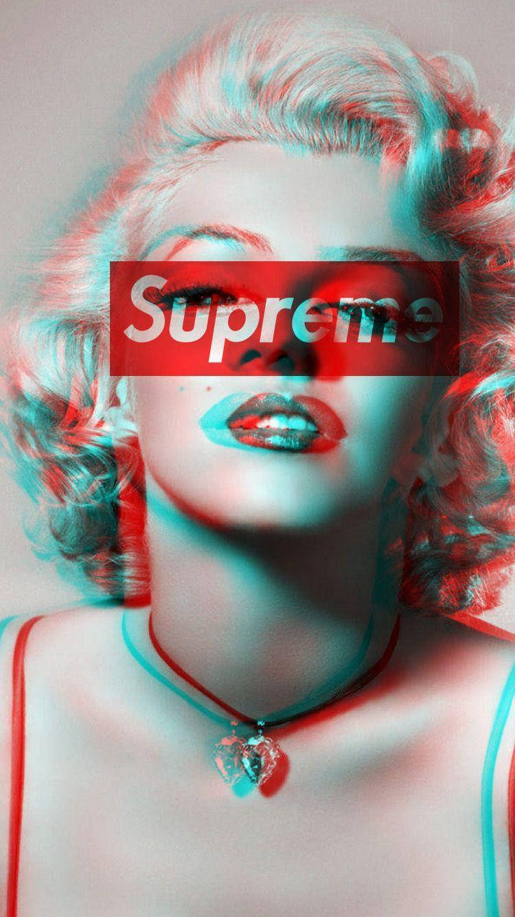 supreme aesthetic 桌布 壁紙 — 瑪麗蓮夢風格的肖像，帶有紅色和青色色彩失真，以及遮住她眼睛的Supreme標誌。