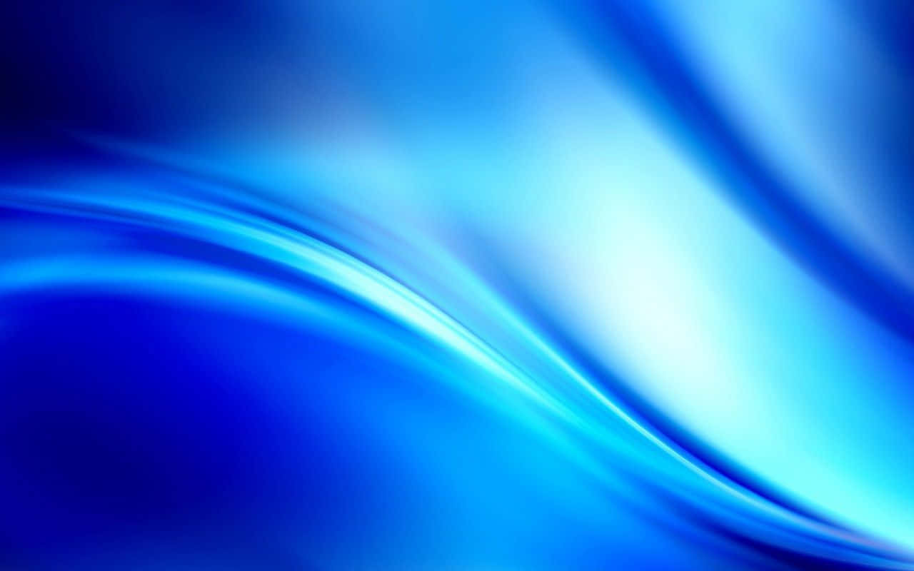 Blue Zoom 桌布 壁紙 — 由深藍到淺藍漸變的動態抽象漩渦，帶有發光高光。