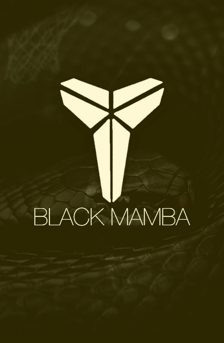 科比· Bryant 桌布 壁紙 — 發光白色Black Mamba標誌居中於深色紋理蛇皮背景上，下方有'BLACK MAMBA'文字。