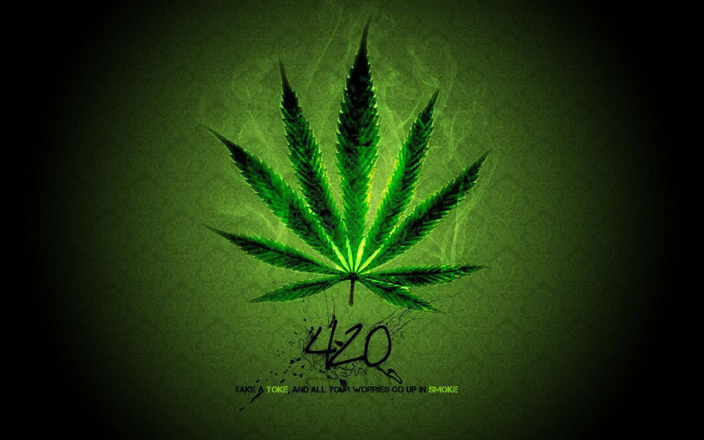 Weed Leaf 桌布 壁紙 — 發光的綠色大麻葉在深色紋理背景上散發光芒，帶有煙霧漩渦和下方的數字420。