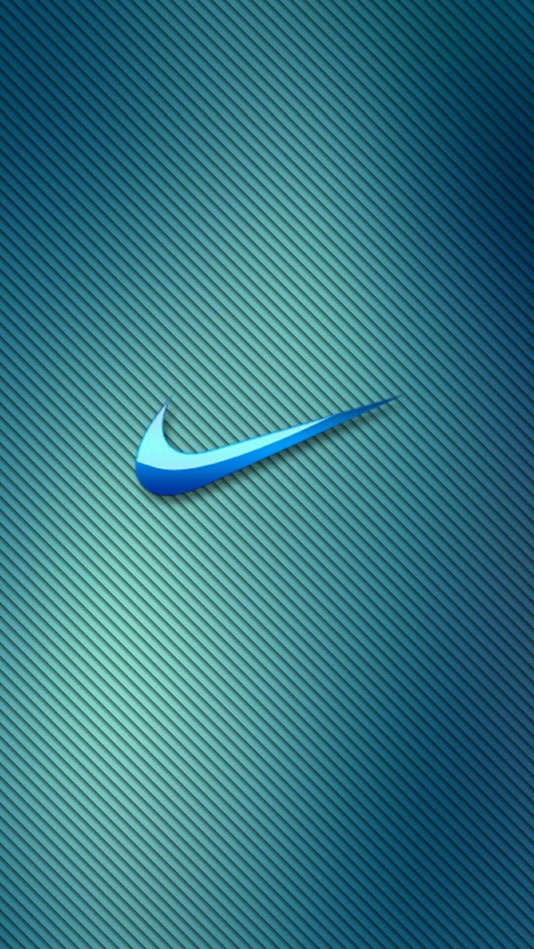 Blue Nike 桌布 壁紙 — 發光的藍色Nike Swoosh標誌，居中於帶有對角線條紋的漸層青綠色背景上。