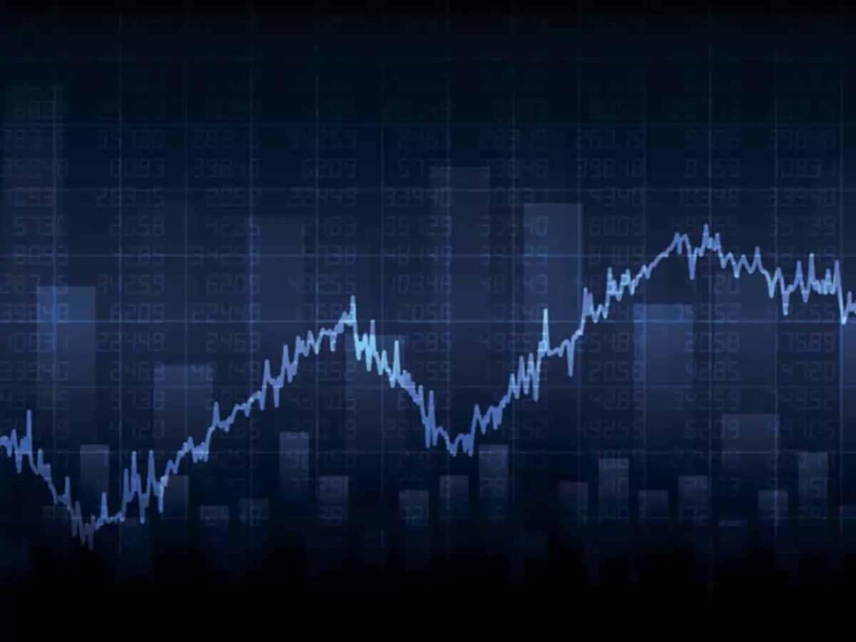 深色背景上帶有波動線條和數據數字的藍色金融圖表。 — 股市 壁紙