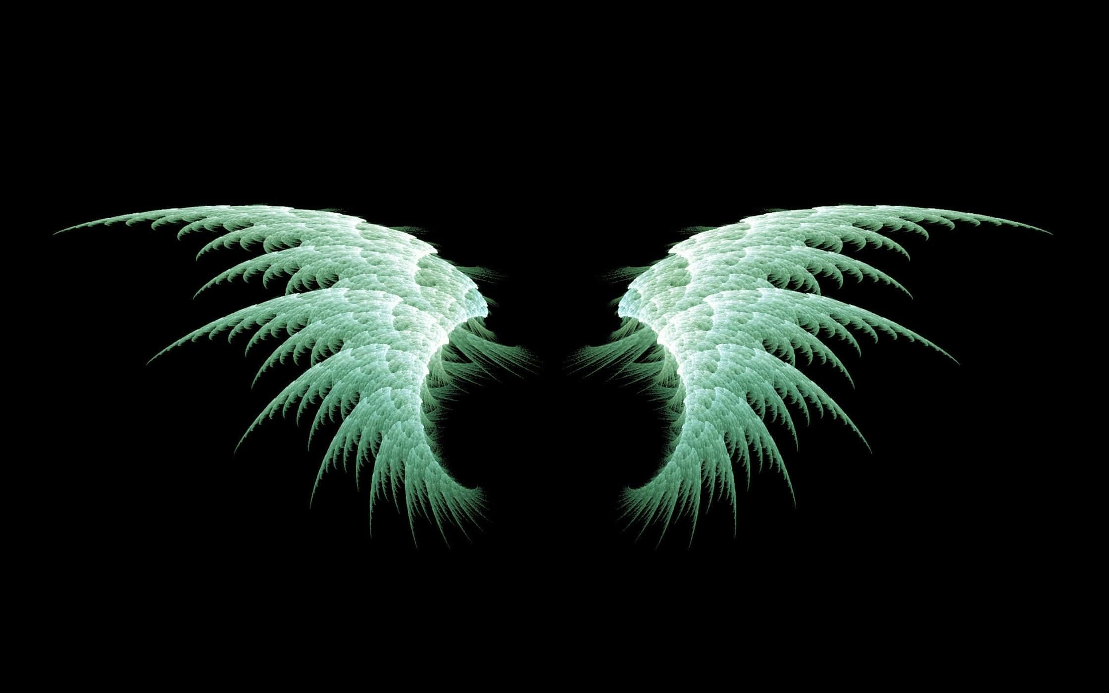 Angel Wings 桌布 壁紙 — 發光的青綠色碎形翅膀在純黑背景上展開，帶有複雜的羽毛狀圖案。