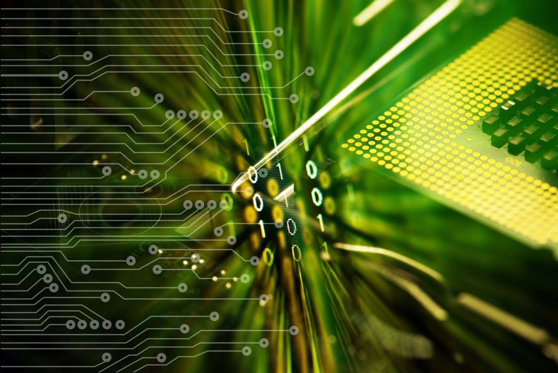 Code 桌布 壁紙 — 發光綠色電路板特寫，二進制代碼流經數位路徑。