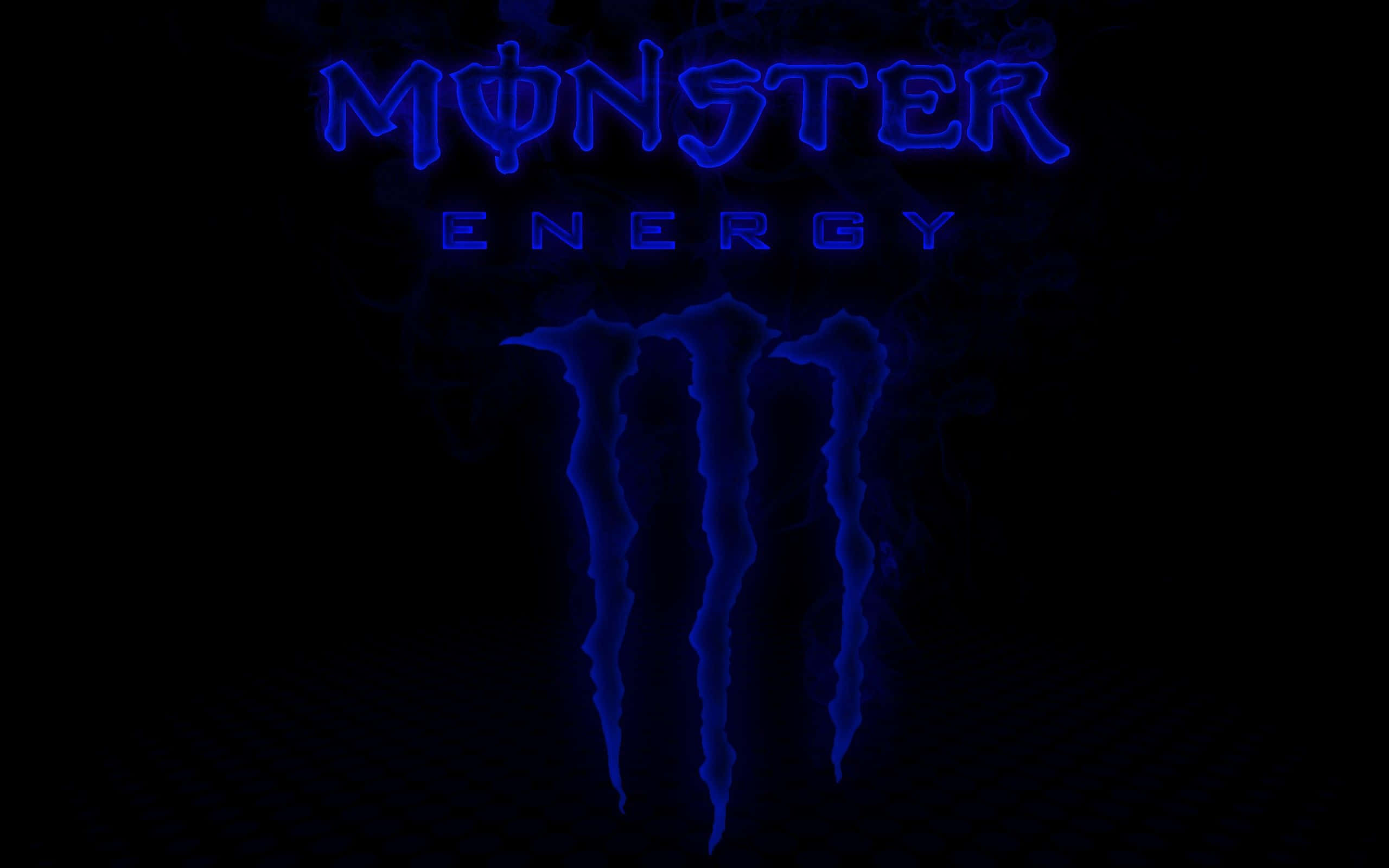 怪物 桌布 壁紙 — 發光藍色Monster Energy標誌，帶有爪痕，背景為深色並帶有微妙的煙霧效果。