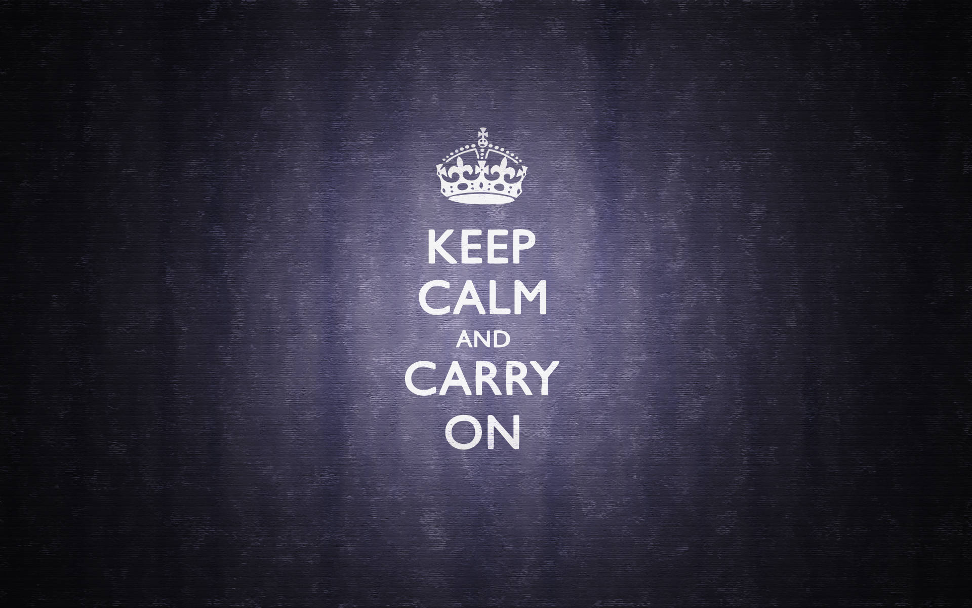 keep 桌布 壁紙 — 白色「Keep Calm and Carry On」文字，帶皇冠，置於有紋理的深藍色背景上。