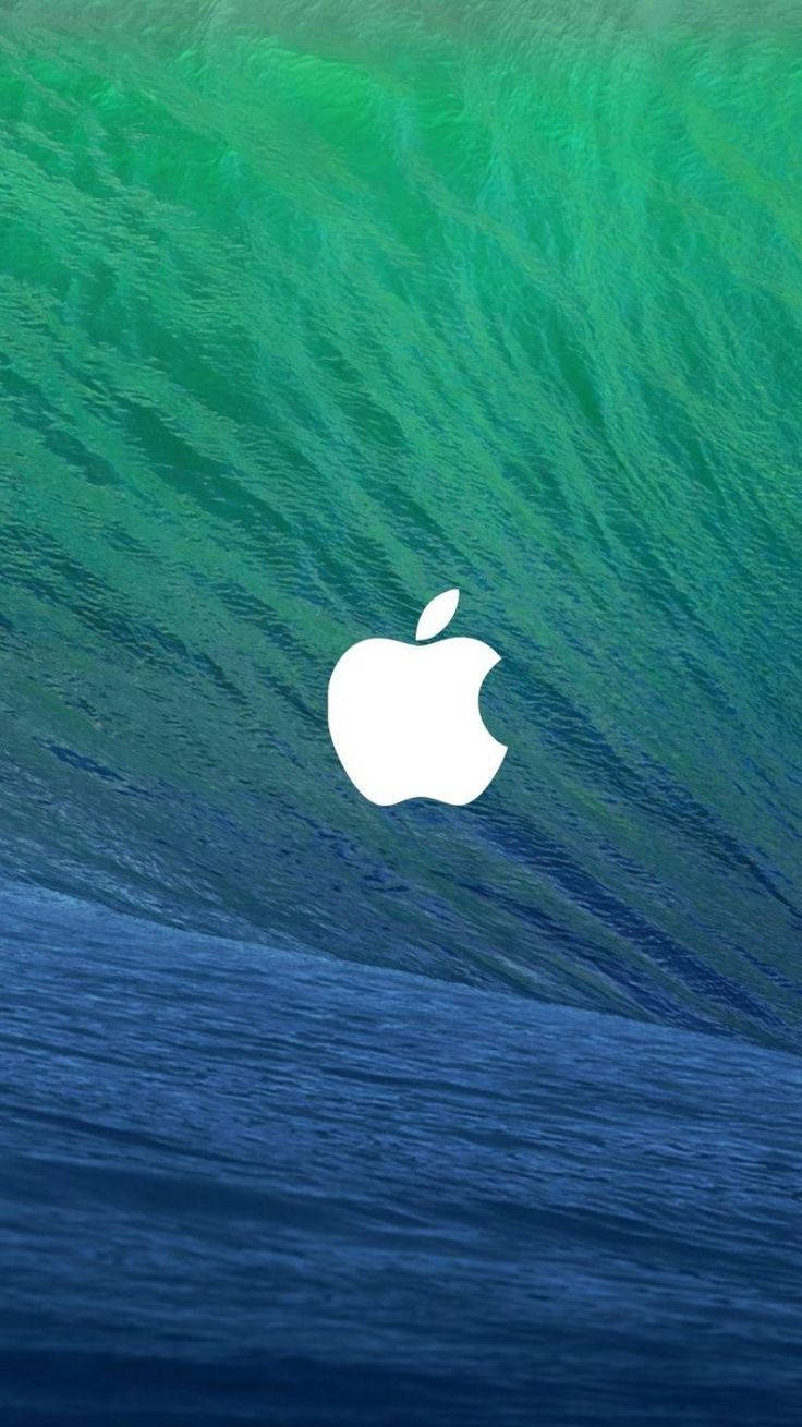 漸層 桌布 壁紙 — 白色Apple標誌居中於動態的綠色和藍色海浪上。