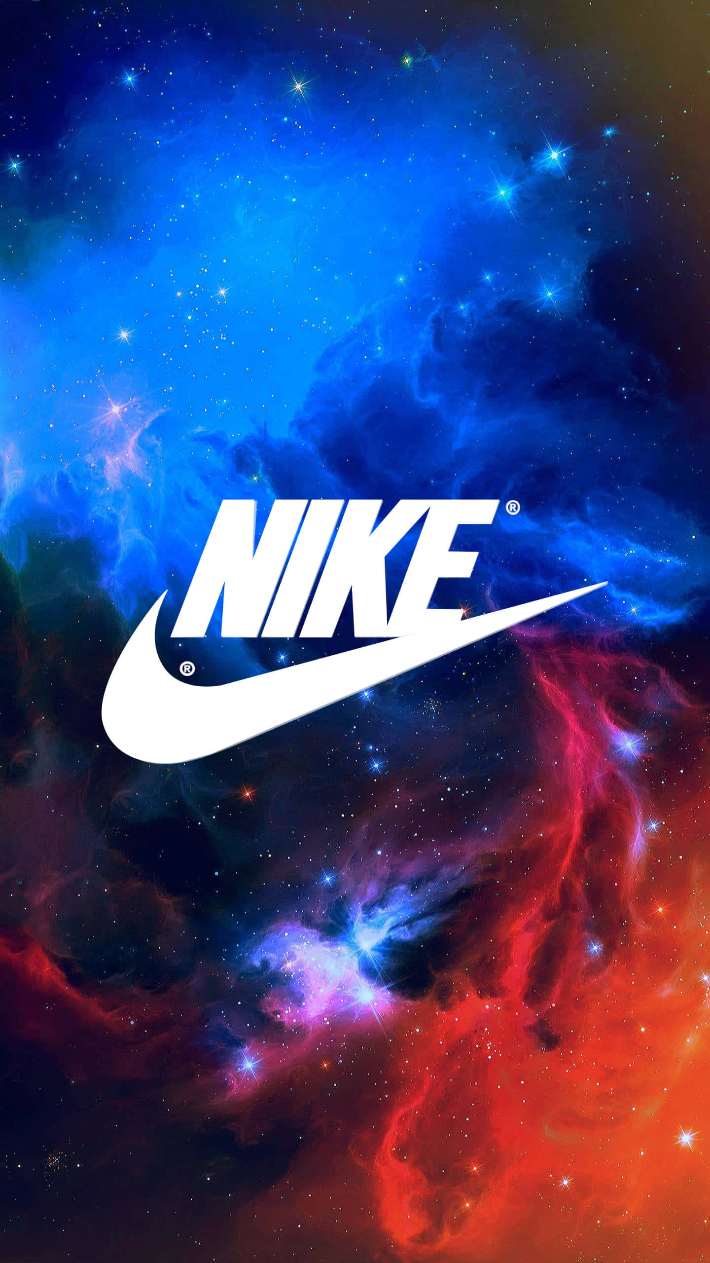 銀河 桌布 壁紙 — 白色Nike標誌在充滿藍色、紅色和紫色星星的鮮豔宇宙星雲中大膽漂浮。