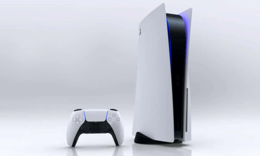 白色PlayStation主機旁放著一支控制器 壁紙